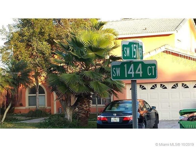 Foto del edificio - 15141 SW 144th Ct