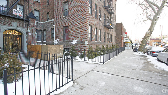 Building Photo - 2075 east 16th street