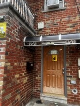 Building Photo - 2113 Chatterton Ave