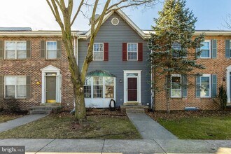 Building Photo - 8010 Harbor Pl