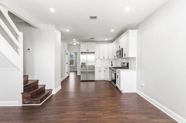 Building Photo - 322 Rutherford Blvd