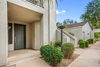 Building Photo - 7700 E Gainey Ranch Rd