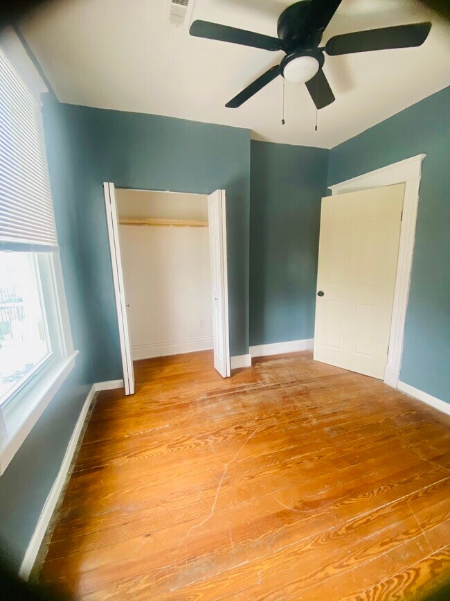 Dormitorio - 2915 Griffin Avenue