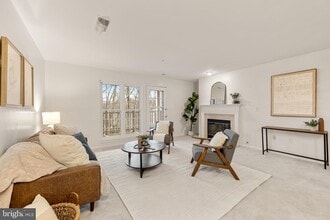 Building Photo - 6111 Wigmore Ln