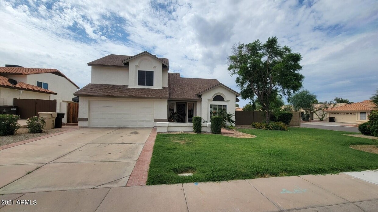 Primary Photo - 7233 W Corrine Dr