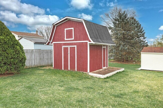 Storage Shed - 2754 Danielle Dr