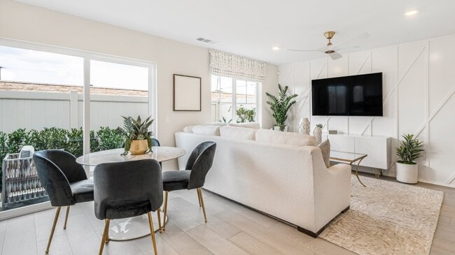 Photo - 7482 Fig Grv Ln Townhome