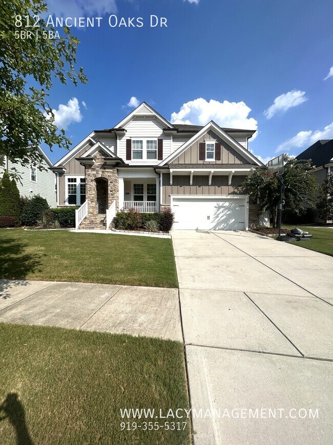 Foto del edificio - 812 Ancient Oaks Dr