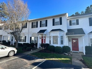 Building Photo - 114 Pointe Crest Ct