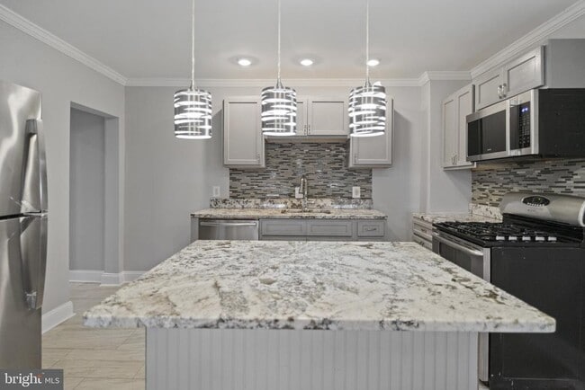 Foto del edificio - 1838 E Pratt St