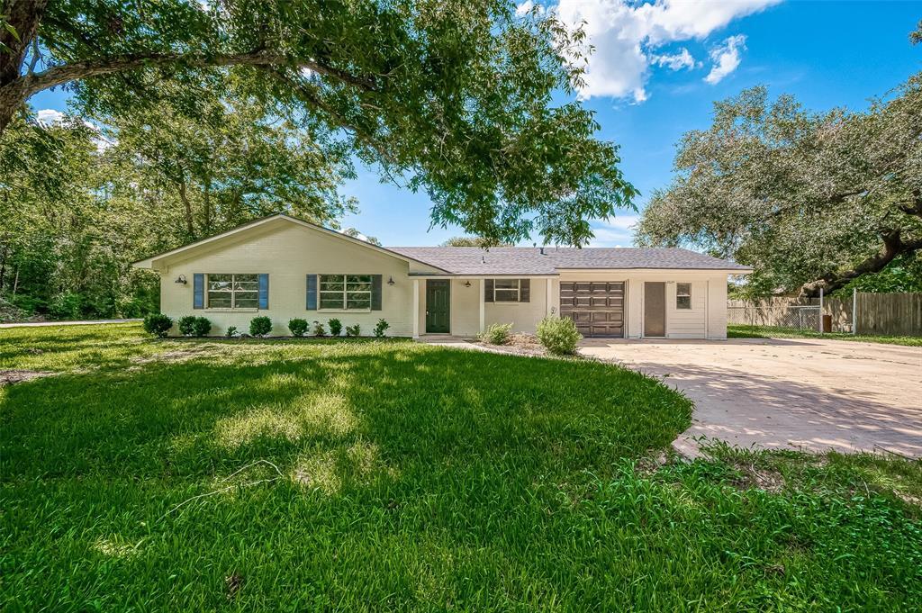 Foto principal - 2624 County Rd 148