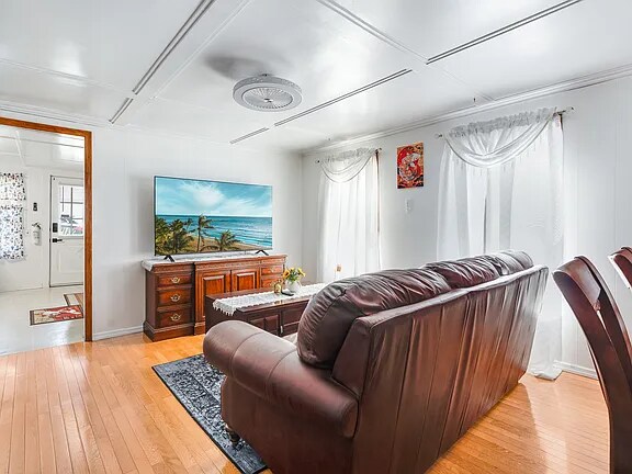 Foto principal - 49 Delafield St