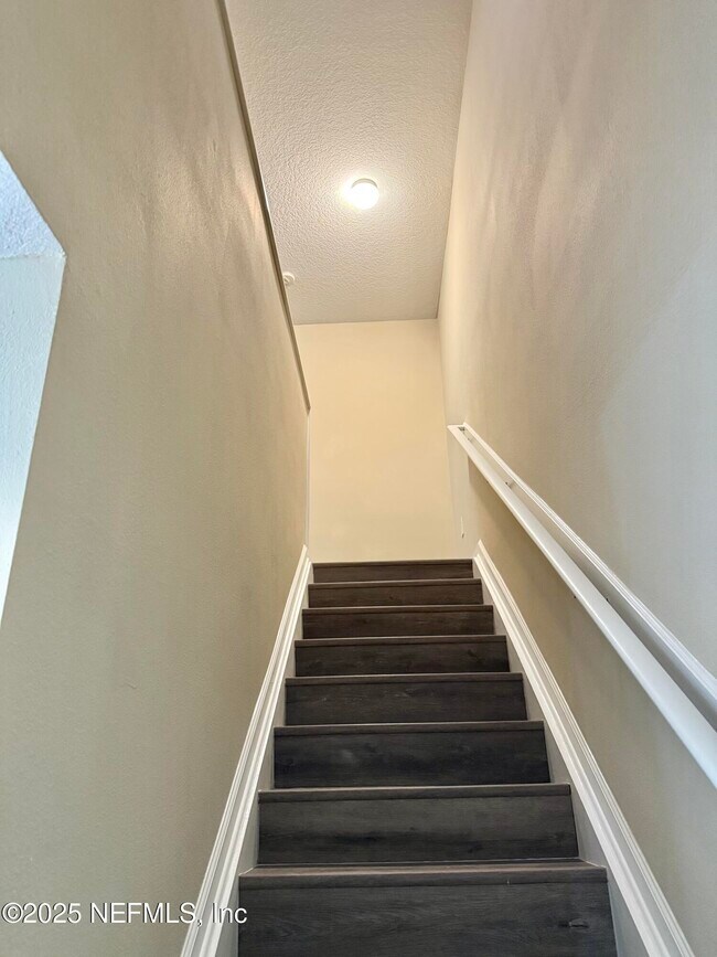 Building Photo - 4891 Castlegate Ct