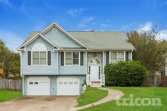 Building Photo - 403 Bennett Farms Pl