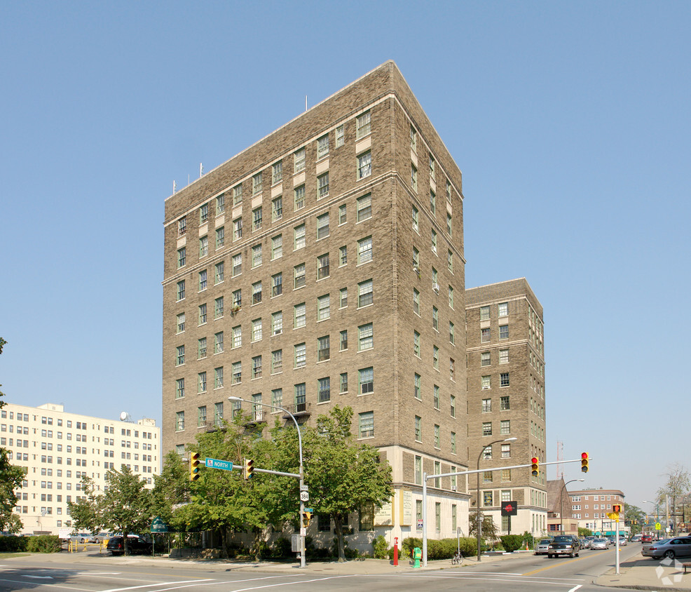 Primary Photo - The Westbrook Apartments