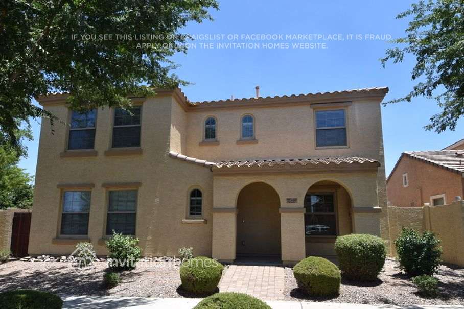 Foto principal - 2640 E Megan St