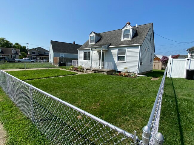 Foto del edificio - 3434 Court Way