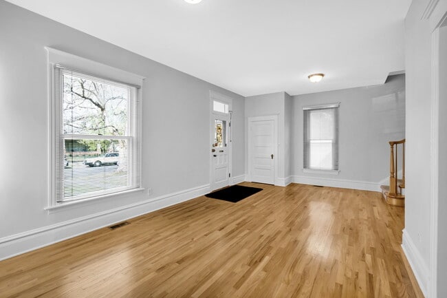 Foto del edificio - 1036 S Race St