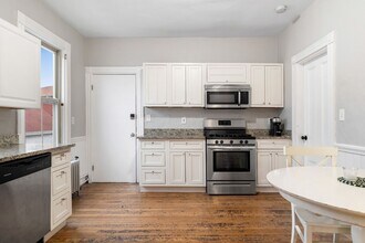 Building Photo - 635 Dorchester Ave