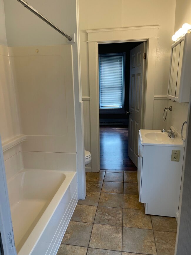 Bathroom - 804 Johnson St