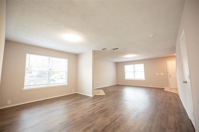 Building Photo - 2027 Earnhardt Way