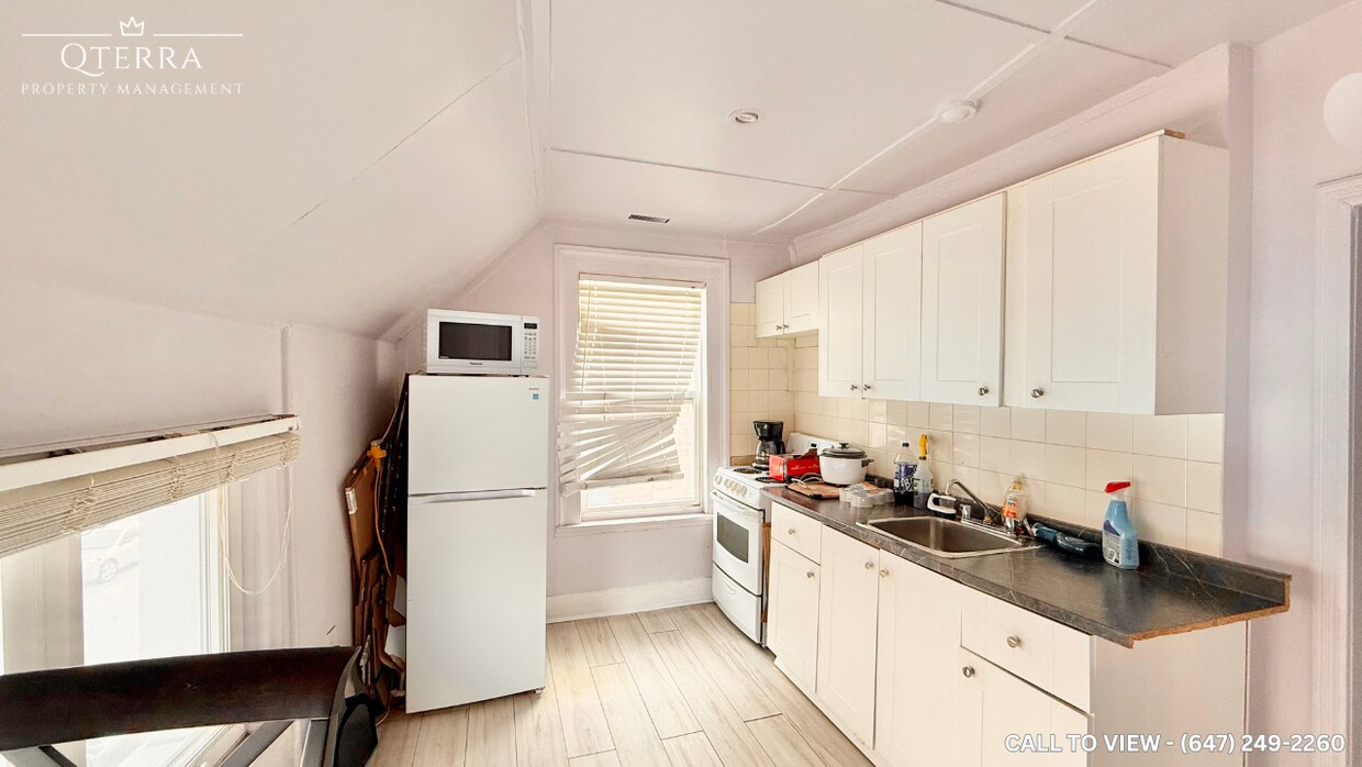 Photo principale - 10094 Yonge St