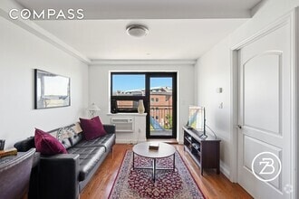 Building Photo - 456 W 167th St
