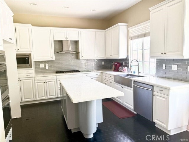 Building Photo - 64 Rockport