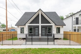 Building Photo - 2316 McKee St