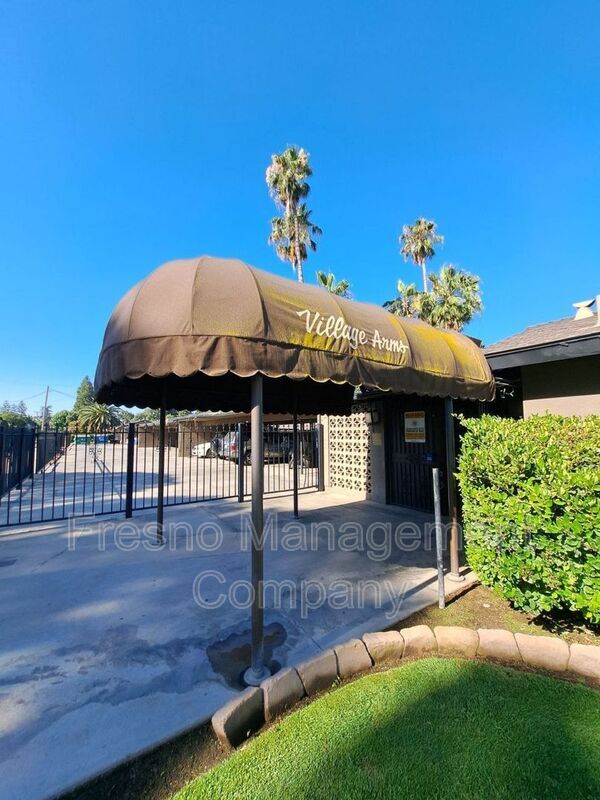 Foto del edificio - 4943 N Harrison Ave