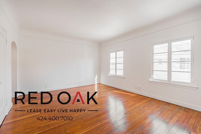 Building Photo - 630 S Dunsmuir Ave