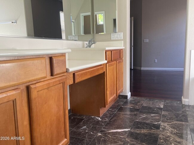 Foto del edificio - 844 S Roca Ct