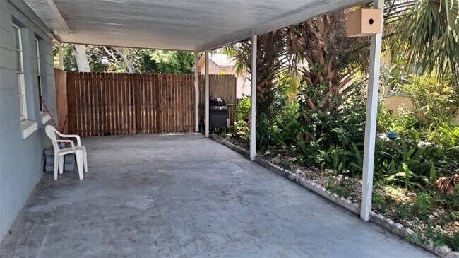 Building Photo - 7702 Arezzo Ave