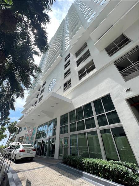 Foto del edificio - 186 SE 12th Terrace