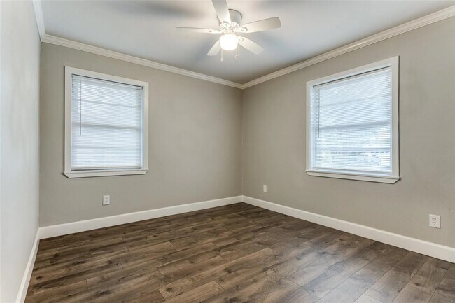 Building Photo - 4018 Western Cir