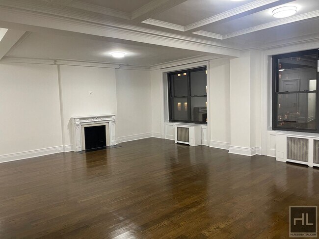 Building Photo - WEST 58 STREET
