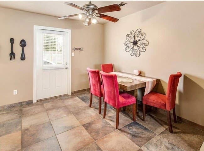 Foto del edificio - 2443 Pintail Loop