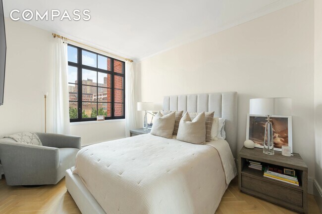 Foto del edificio - 50 Clinton St