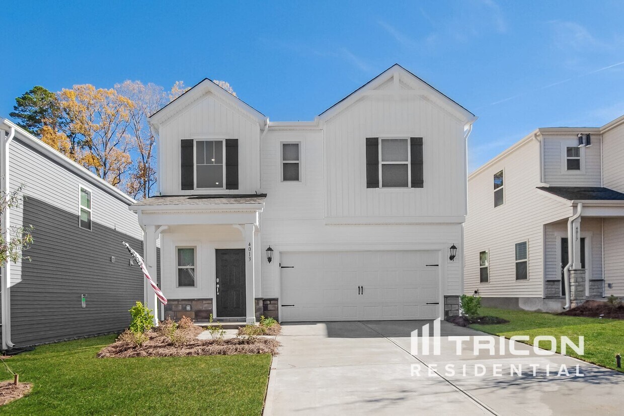 Primary Photo - 4013 Woodland View Dr