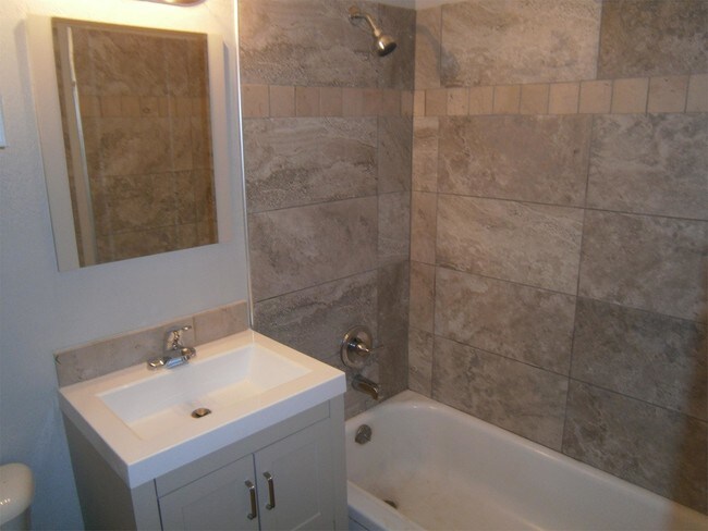Foto del edificio - 343 SE 44th St