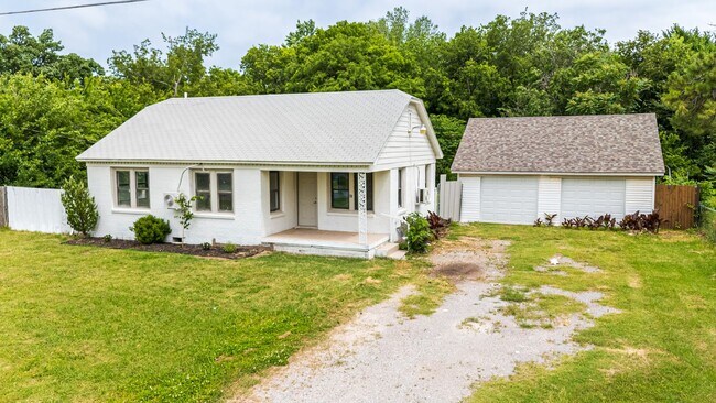 Building Photo - OKC Rent to Own Home!