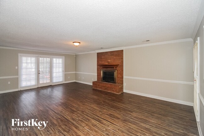 Foto del edificio - 4379 Richwood Pl