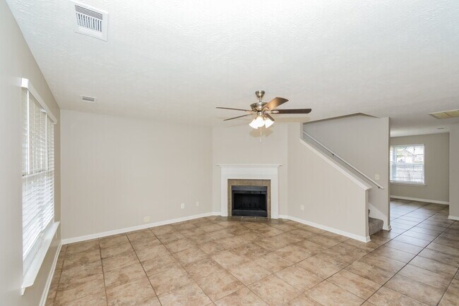 Foto del edificio - 320 Birchclay Point N