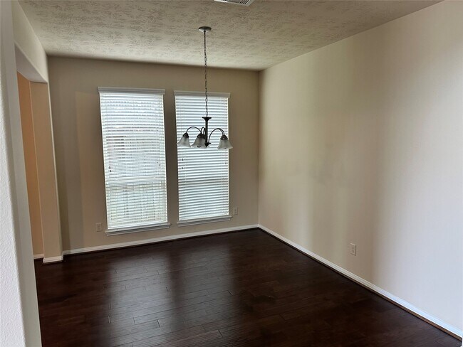 Foto del edificio - 3638 Aldridge Dr