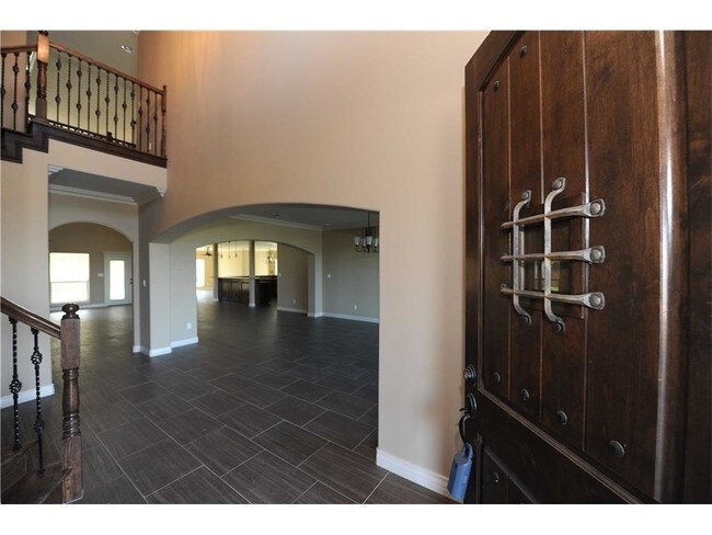 Building Photo - 3001 Ocean Dr