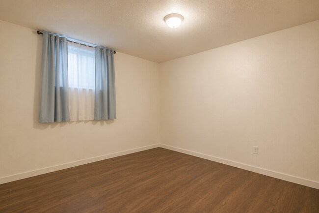 Foto del edificio - 452 N Van Buren St