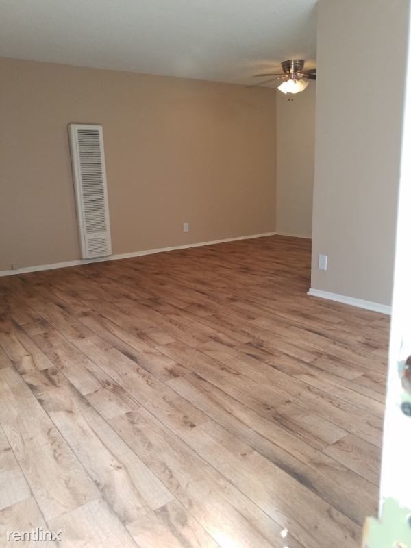 Primary Photo - 1 br, 1 bath Apartment - 6615 De Soto Ave