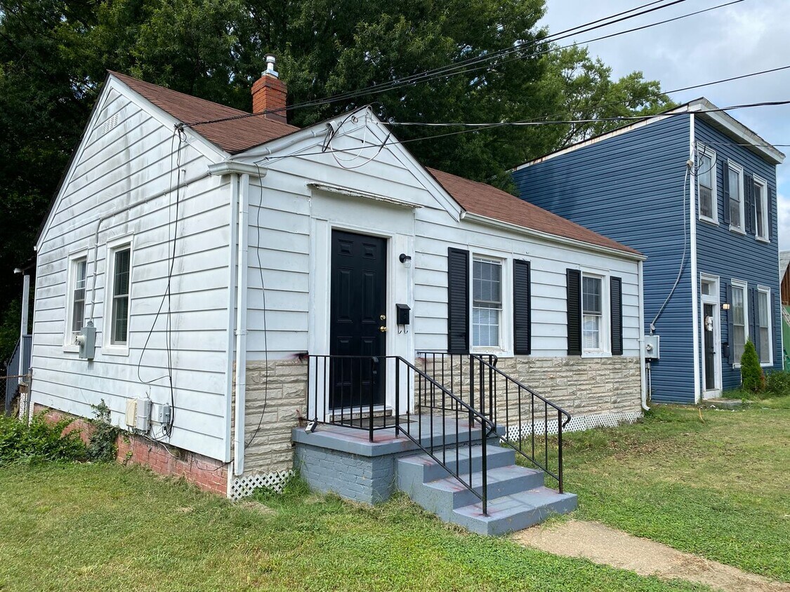 Primary Photo - 2 bedroom House in the Randolph Community
