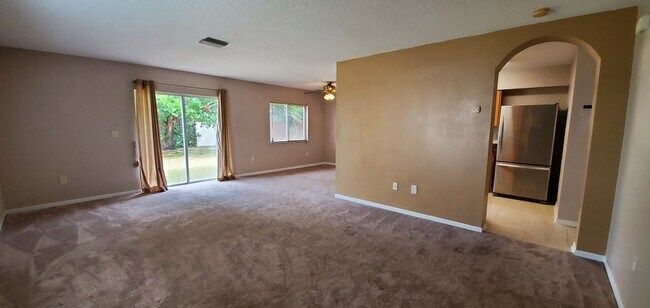 Building Photo - 12938 Fennway Ridge Dr