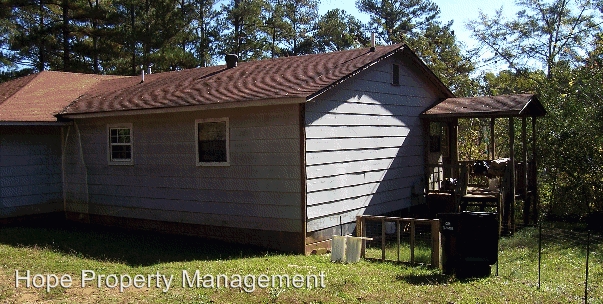 Building Photo - 225 Lone Oak Rd